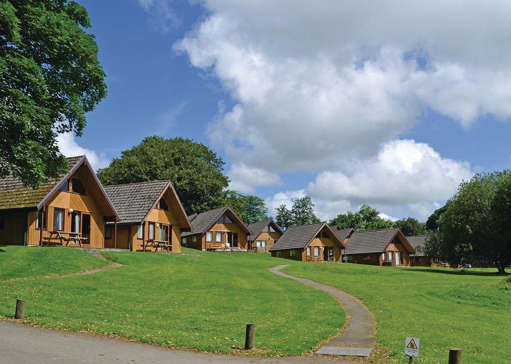 Отель Hengar Manor Country Park Michaelstow Экстерьер фото